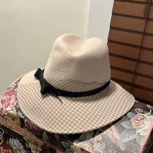 Women’s Hat